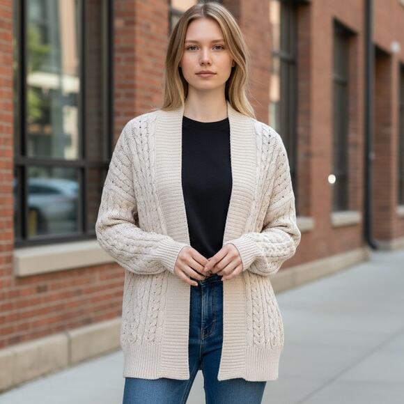 Abercrombie & Fitch Soft A&F Collection Cozy Chenille Cardigan Super Soft Size S - Picture 3 of 10